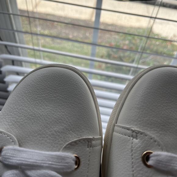 MIA Neva Lace Up Womens size 11 White Sneakers Casual Shoes GS1400401-169 - Picture 2 of 16